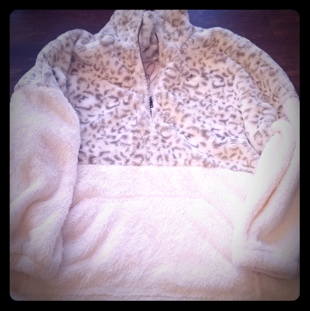 Sherpa leopard print half zip